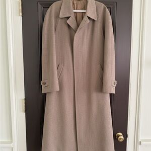 Vintage 1980’s Oversized Barneys New York Tan Wool and Silk Lined Overcoat